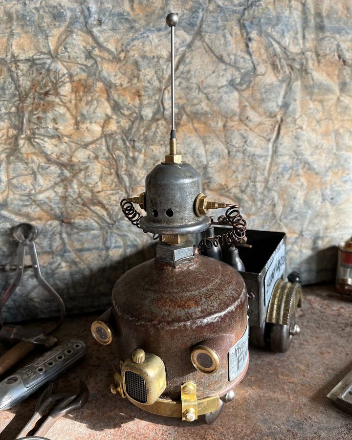 Rusty Rummager